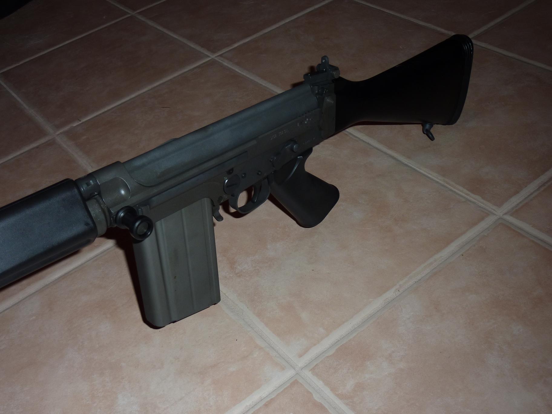 FN FAL by DS Arms || DMC-ZS3@6.5 | 1/30s | f3.6 | ISO100 || 2010-04-17 16:14:30