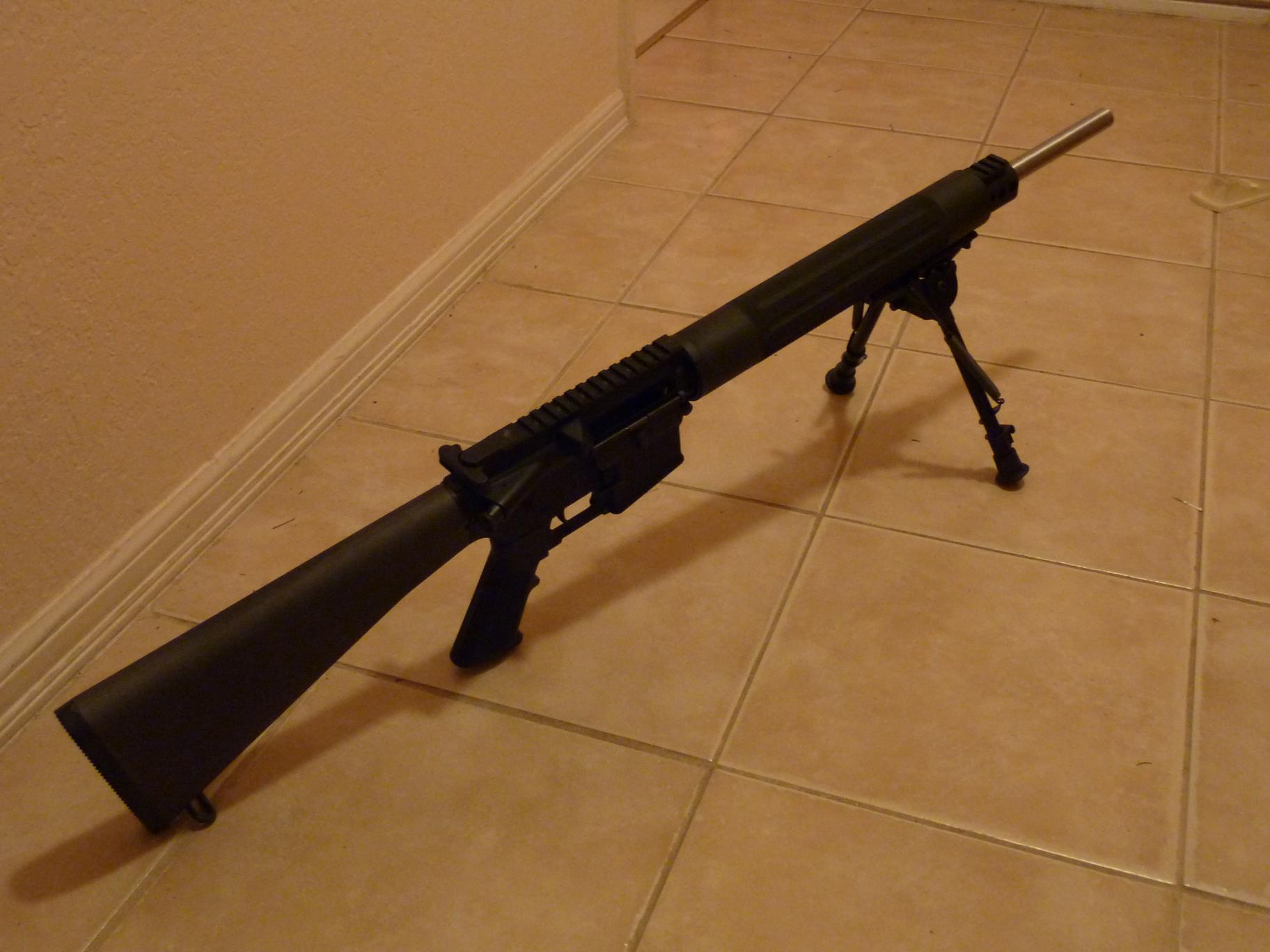 AR-15 bull barrel 20" || DMC-ZS3@5.7 | 1/8s | f3.5 | ISO400 || 2010-10-27 23:46:03