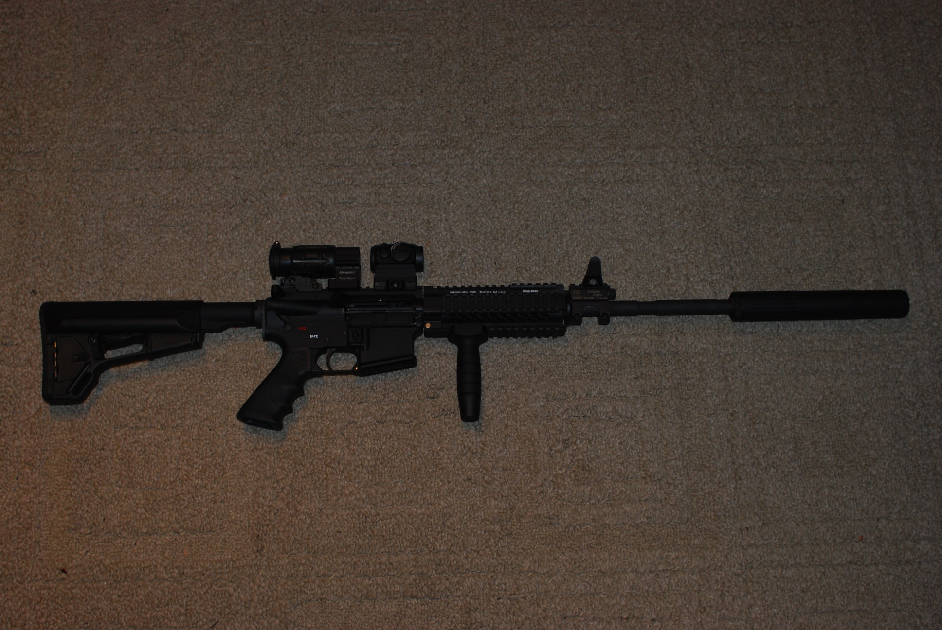 AR-15 with AAC 762-SD Suppressor || NIKON D80/28mm f/1.8@28 | 1/60s | f3.5 | ISO200 || 2011-11-06 15:38:39